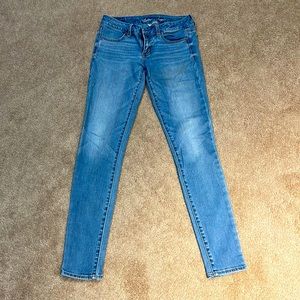 Womens AE Jeans
